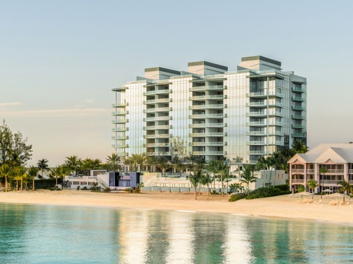 The new ultra-luxury development includes access to concierge and butler services, private dining facilities and more. (Photo: CNW Group)